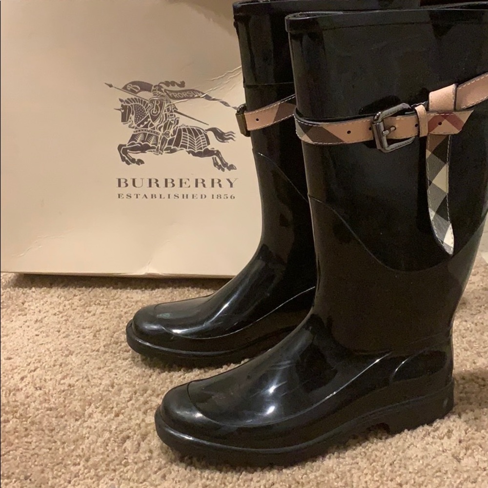 Burberry rain boots